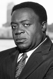 Photo of Yaphet Kotto as FBI Agent O'Malley