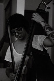 Photo of Amanda Sucupira as Percussão / Contrabaixo