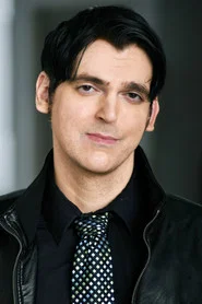 Photo of Evan King as Lenny