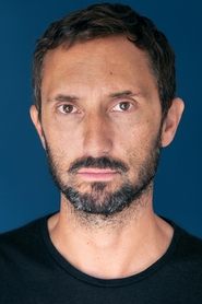 Photo of Benoît Pétré as Fred