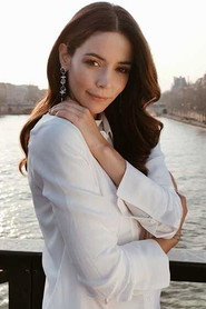 Photo of Maleja Restrepo as Fabiana