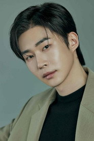 Photo of Moo Jin-sung as Pyo Hyeon-jun