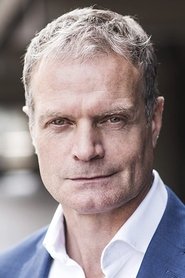 Photo of Victor Gardener as Dillon