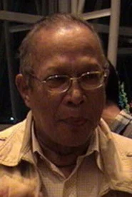 Photo of Amoroso Katamsi as Pak Munajat (Zahra's Father)