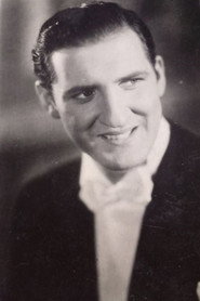 Photo of Fernando Borel as Tomás Alvera
