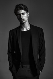 Photo of Hamid Reza Dehghan as Ahura