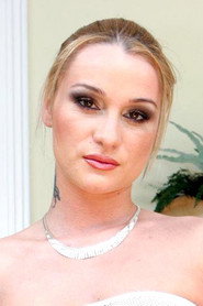Photo of Lucy Cattiva