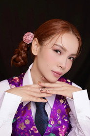 Photo of Yến Trang as Self