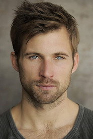 Photo of Justin Deeley as Pete