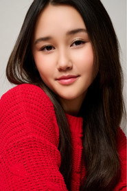 Photo of Waverly Corinne Meier as Eloise Platt