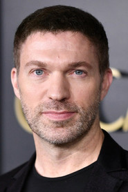 Photo of Travis Knight as Chilly Tee