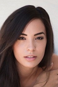 Photo of Laura Hine as Shannon