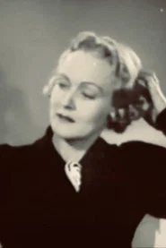 Photo of Florence Dudley as Belle Harris