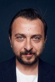 Photo of Ali Atay as Manik