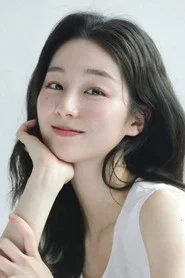 Photo of Hong Eun-jeong as Cha Eun-sul