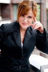 Photo of Jacqueline Roussety as Die Olle