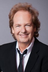 Photo of Lee Ritenour as Himself - Guitar