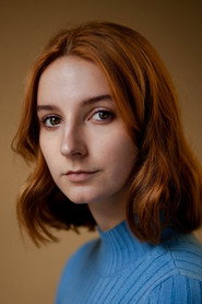 Photo of Toto Bruin as Harriet Peters