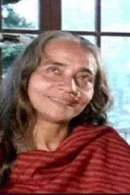 Photo of Sova Sen as Mahamaya Chatterjee (Shankar's mother)