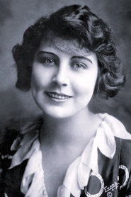 Photo of Dorothy Dalton as Paula Lee