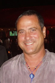 Photo of Dudu Topaz as Albert