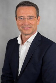 Photo of Matthias Riedl as Self - Host