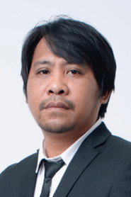 Photo of Rio Dumatubun as Kasir