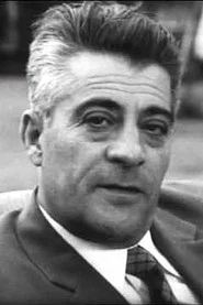 Photo of Neycho Popov as Kantarev