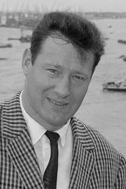 Photo of Jon Bluming as Ed Swaan