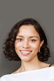 Photo of Jacqueline Ashton as Cashier Anne