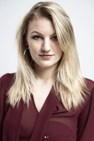 Photo of Leonie Jankovec as Carina Martínez