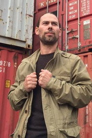 Photo of Eric Moyer as Julian the Maverick