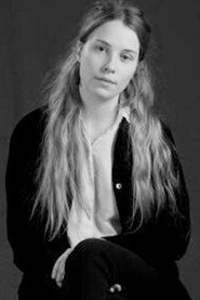 Photo of Cami Moonen as Aura