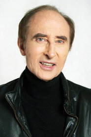 Photo of Guil Silveira as Dr. Antônio