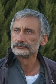 Photo of Muzaffer Özdemir as Mahmut