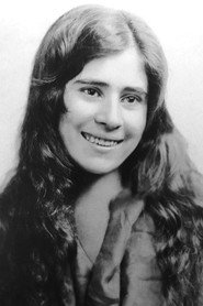 Photo of Aurora Mardiganian as Aurora