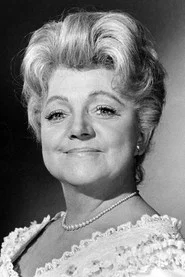 Photo of Hermione Baddeley as Madame Del Mar
