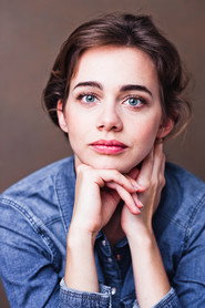 Photo of Eva Luca Klemmt as Paula