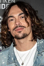 Photo of Daniel Flamgaard as S