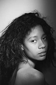 Photo of Naomë Antoinette as Isabel