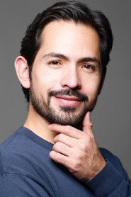 Photo of Alí Navarro as Santiago