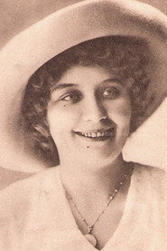 Photo of Renée Sylvaire as Aimée