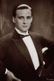 Photo of Olaf Fjord as George Sydney