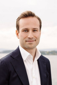 Photo of Isak Nikolai Iveland Solli as Petter