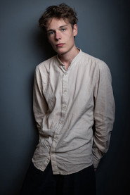 Photo of Emil Leysen as Robin Dubois