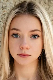 Photo of Alexandra Babaskina as Лиза в детстве