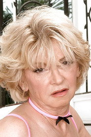 Photo of Deanna Bentley