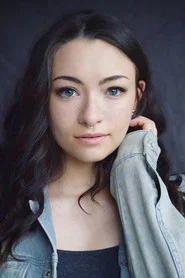 Photo of Jodelle Ferland as Sharon / Alessa