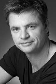 Photo of Martin Lynes as Muzza