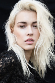 Photo of Stefanie Michova as Young Flo Willis